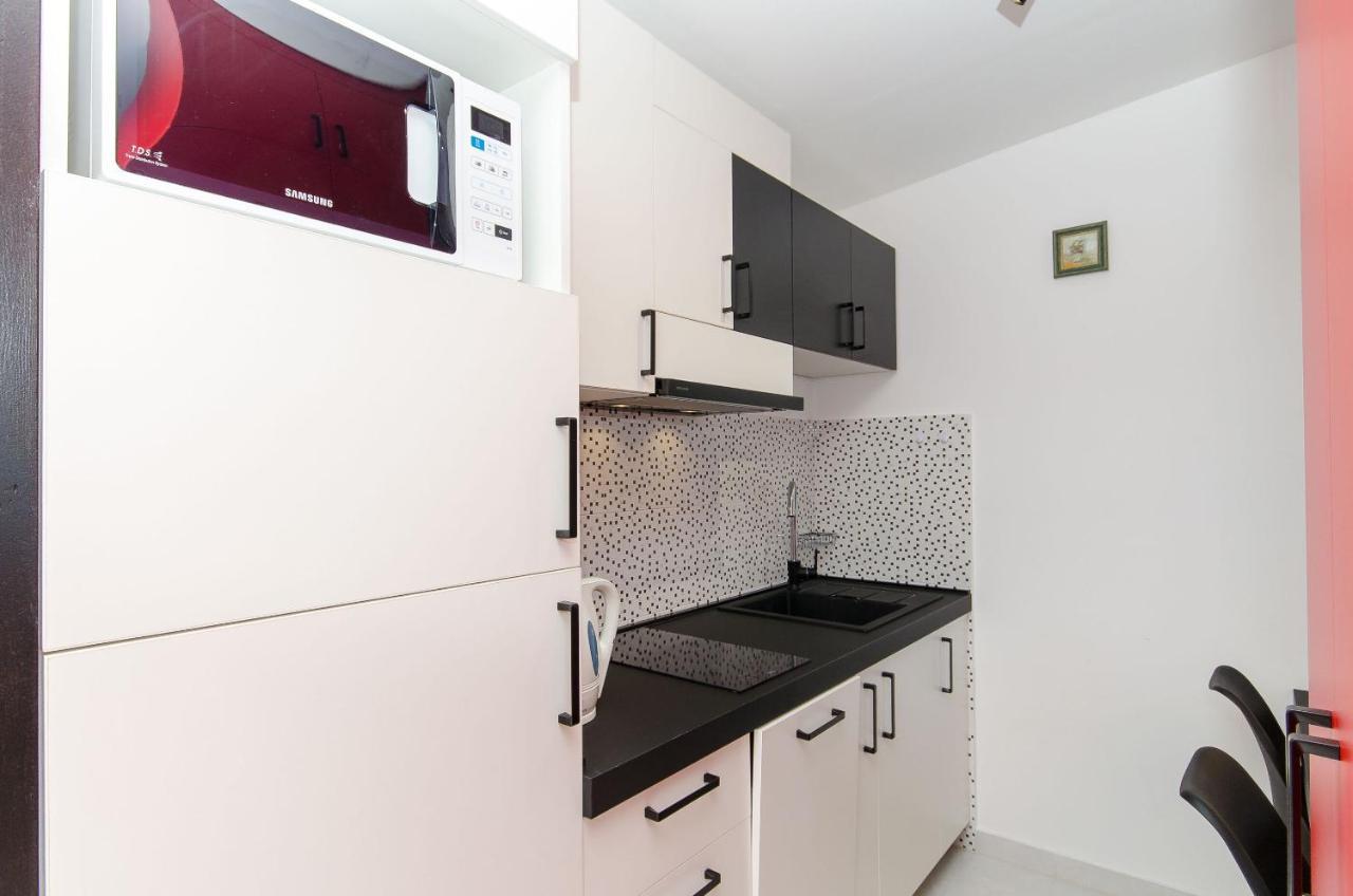 Apartment Sreta Omiš Buitenkant foto