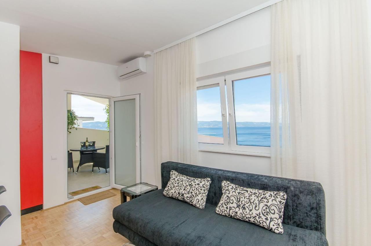 Apartment Sreta Omiš Buitenkant foto