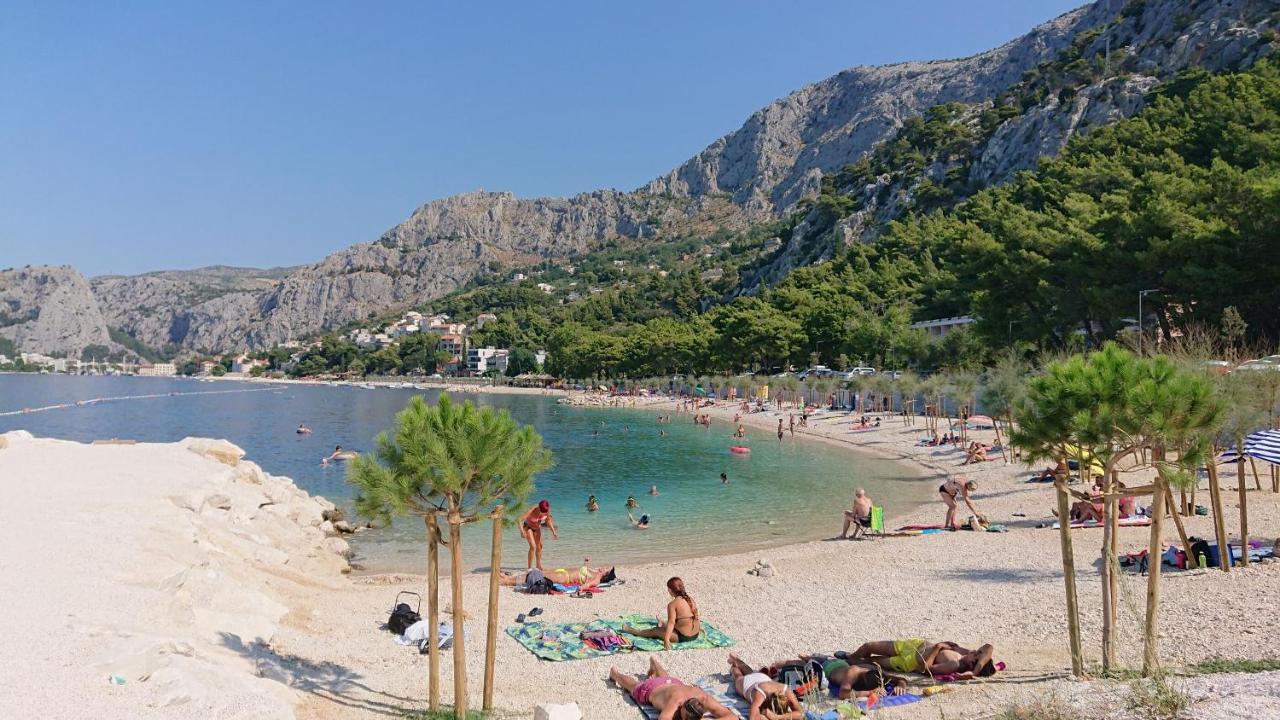 Apartment Sreta Omiš Buitenkant foto